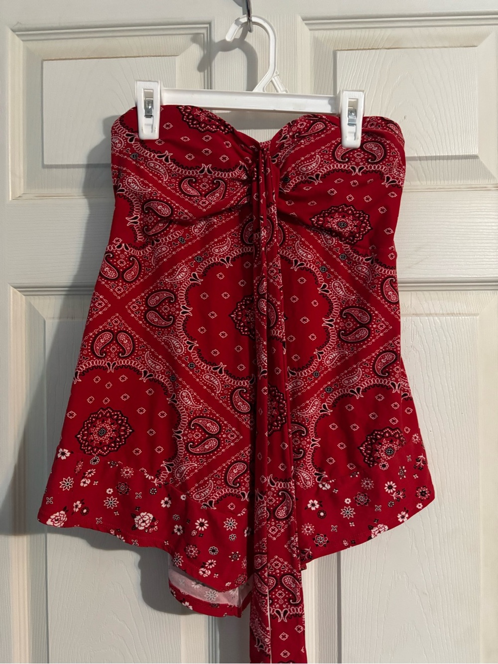 No Boundaries Red Bandana-Print Smocked Strapless Dress